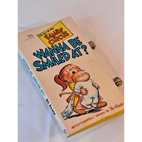 Wanna Be Smiled At? (The Family Circus) by Bil Keane (1970 MMPB) - Picture 5 of 6